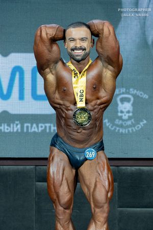 CLASSIC  PHYSIQUE 178